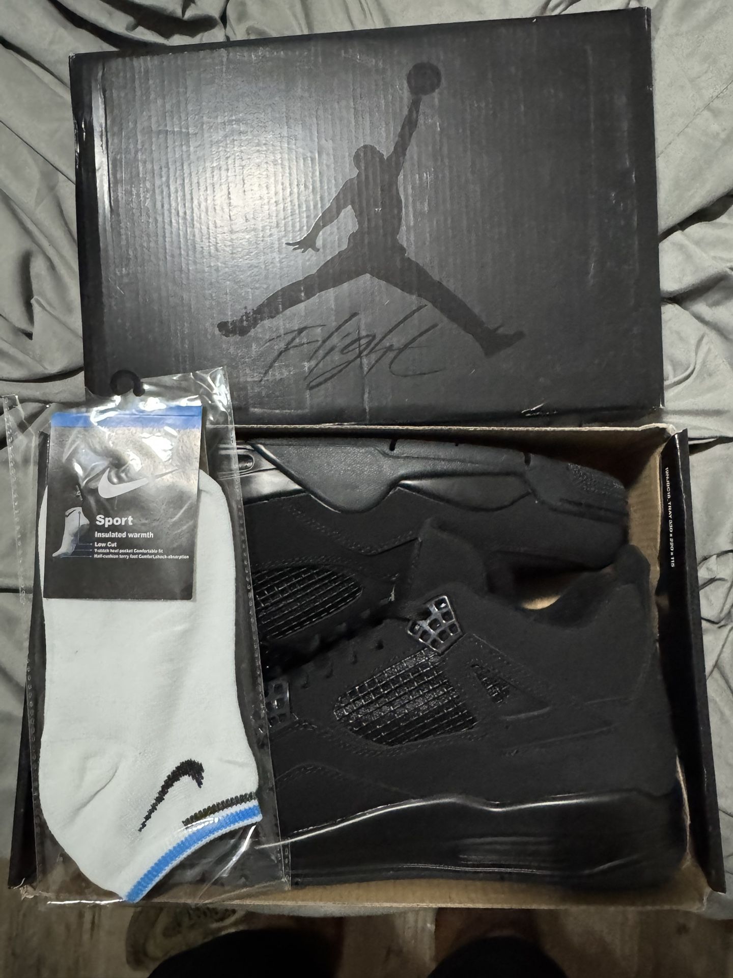 Jordan 4 Black Cats Size 12