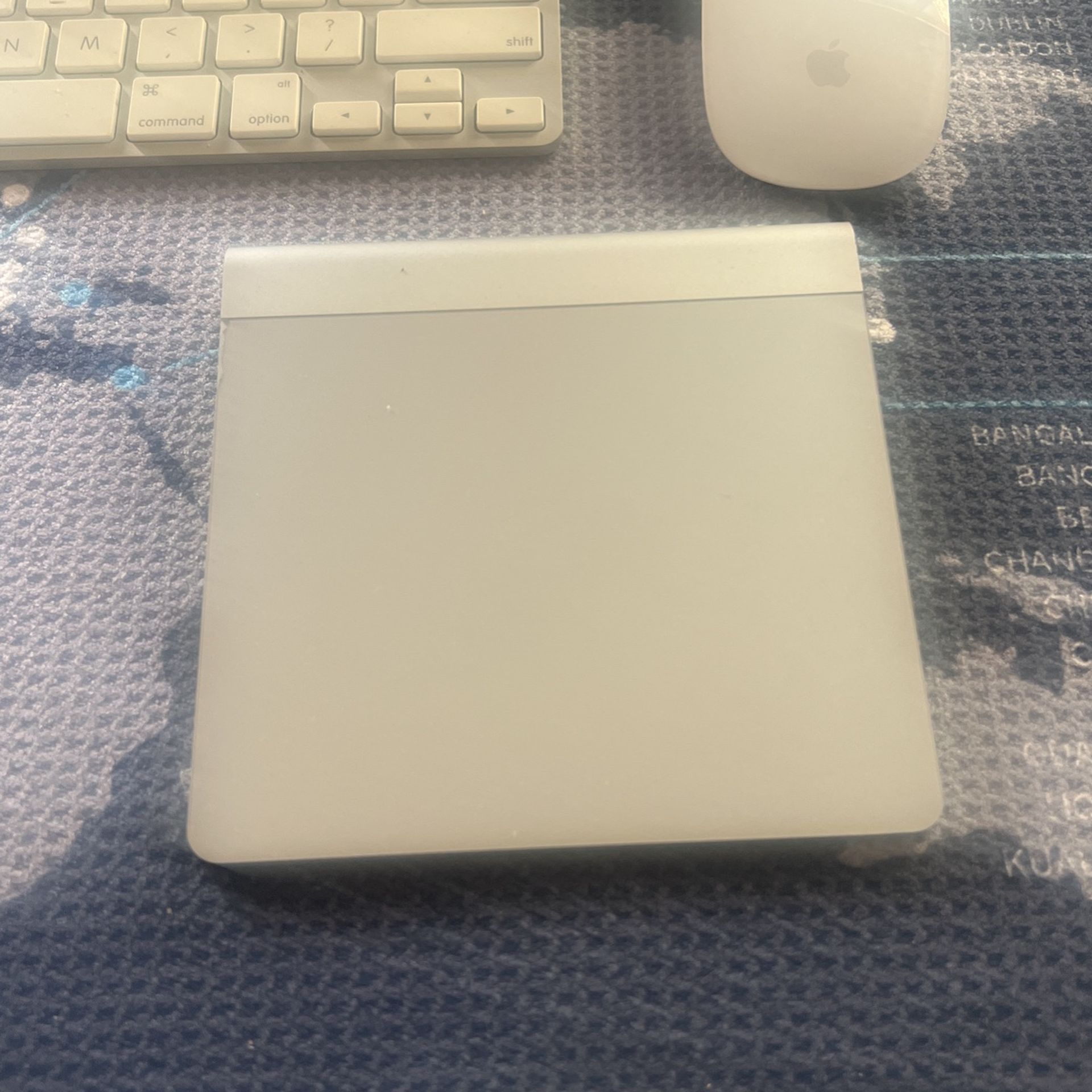 Apple Trackpad Not Free Please Read