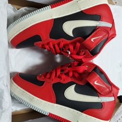 Nike Air Force 1s Mens Size 9