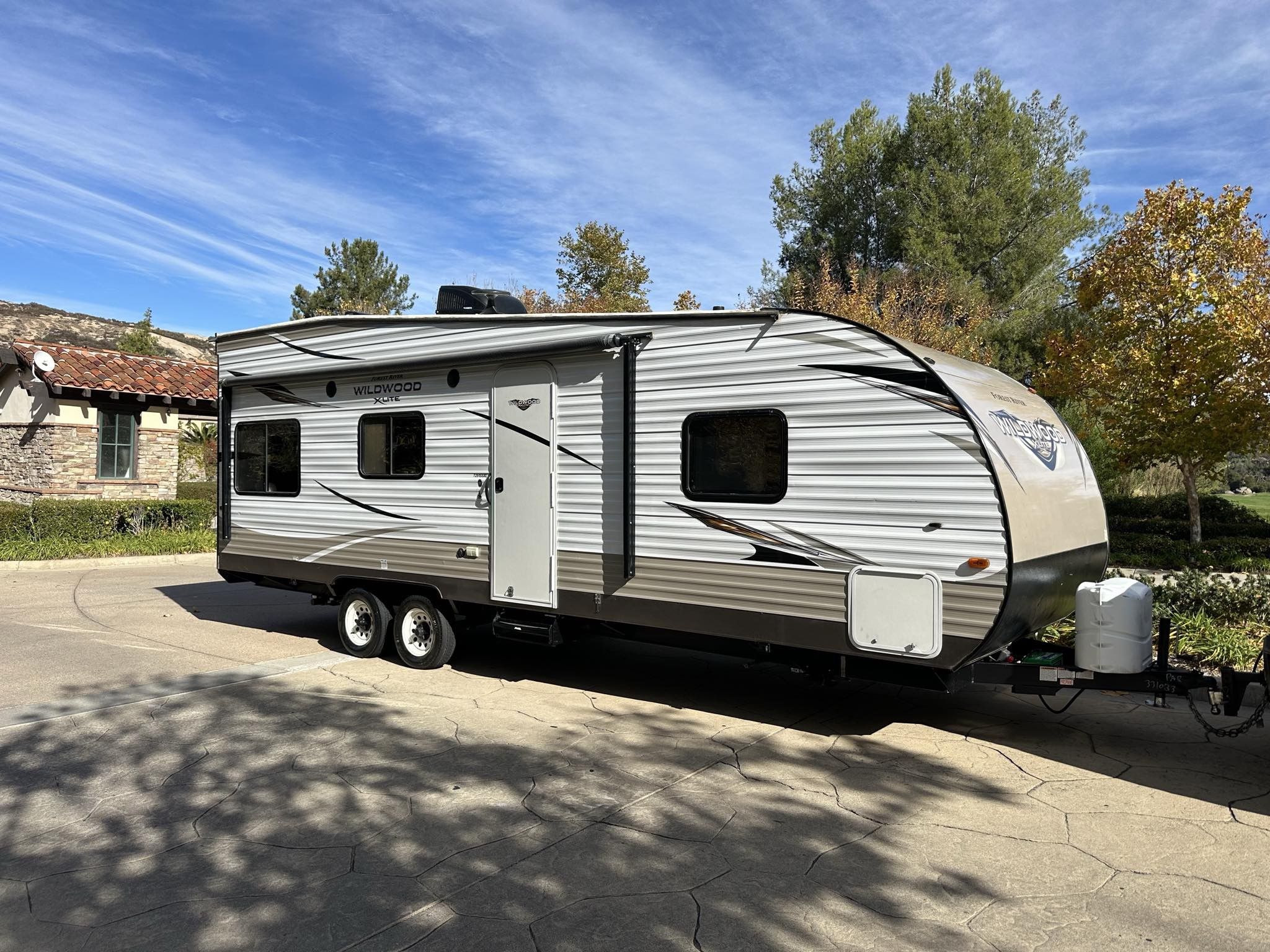 2019 Toy Hauler Excellent Condition
