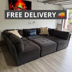 Large Gray Sectional Couch 🛋️ FREE DELIVERY 🚚 