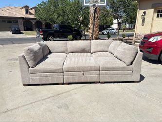 Thomasville Sectional Modular Couch - Free Delivery