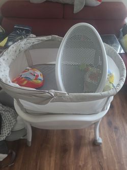 Bassinet and bath