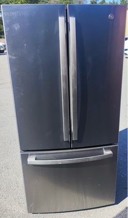GE French Door Refrigerator with Bottom Freezer