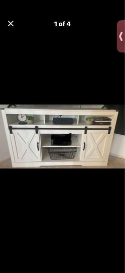 Tv console