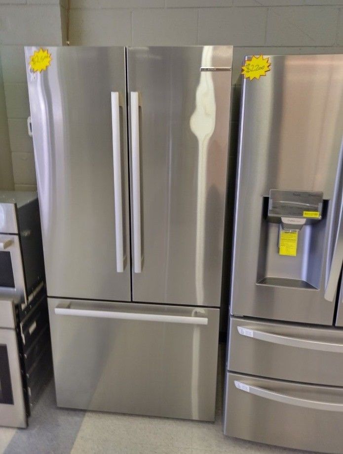 BOSCH STAINLESS STEEL FRENCH DOOR OPEN BOX ITEMS COUNTER DEPTH 1T63
