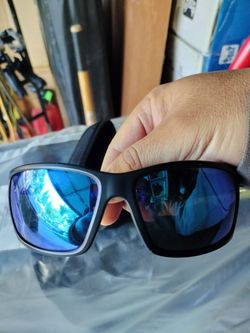 Sunglasses - Costa "Reefton" Polarized