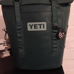 YETI HOPPER M12 COOLER