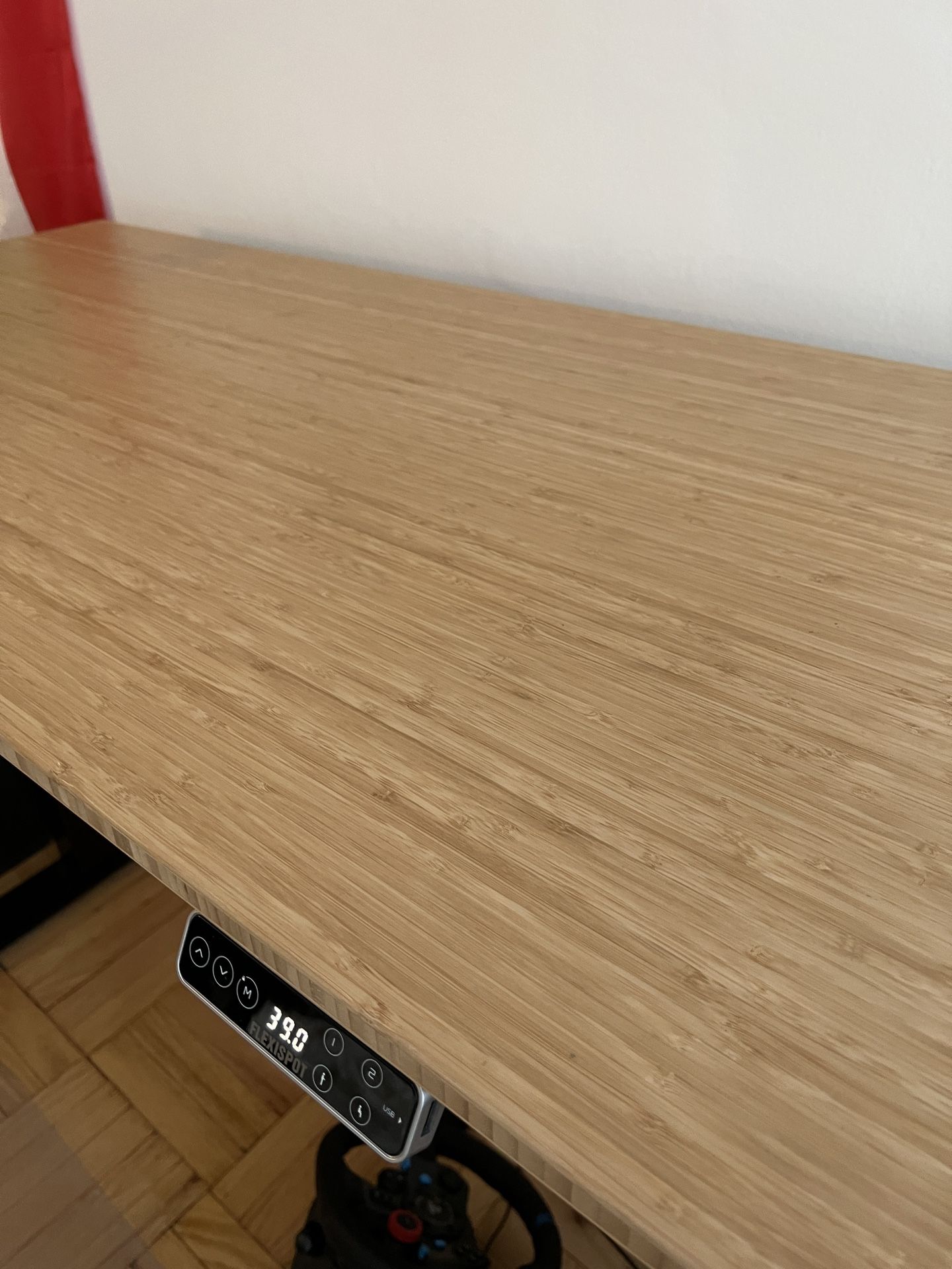 Flexispot E7 Pro standing desk (Bamboo, 55x28”)