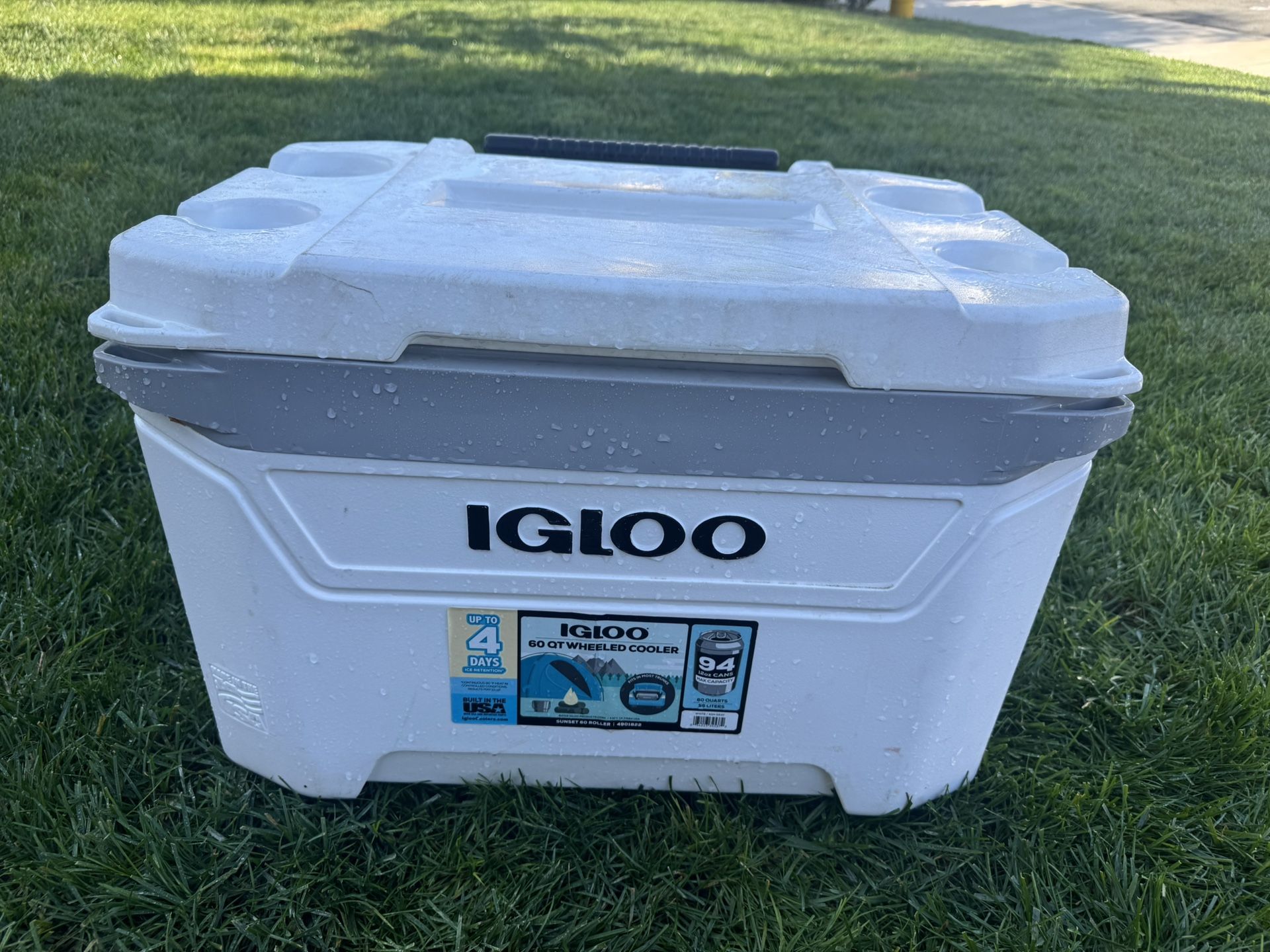 Igloo 60  QT Wheeled Cooler
