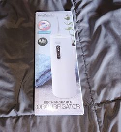 Total Vision rechargeable oral irrigator 8.5 Oz capacity water tank