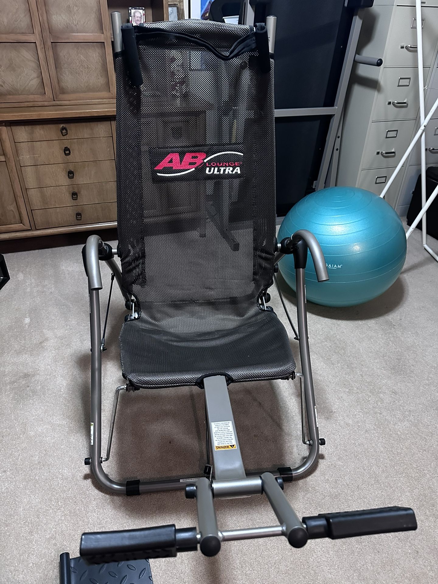 AB Lounge Ultra Exercise Chair