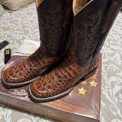 Cognac Caiman Horn Square Toe Boots