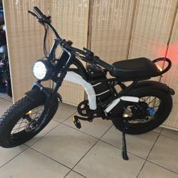 ELECTRIC BIKE 1500WATTS POWER MOTOR 28MPH-75MILES RANGE
Specifications:
Motor: Rear Gear Hub Motor 750W (Peak 1500W, Torque 80Nm)
