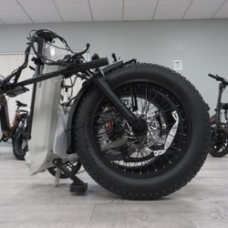 2025 SIZZLEBK S200Fat Tire Foldable Commuter E-Bike