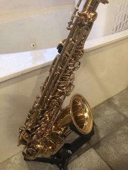 Saxophone alto roy benson as 301