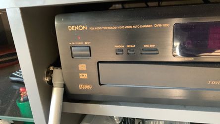 Denon DVM-1800 5-Disc DVD / CD Changer - High Fidelity Audio