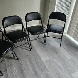Folding Chairs, 4 Pack