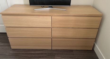 IKEA Malm 6-Drawer Dresser in Oak
