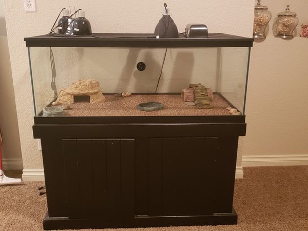 70 Gallon Reptile Tank, Decor, and Lights for Sale in Henderson, CO ...