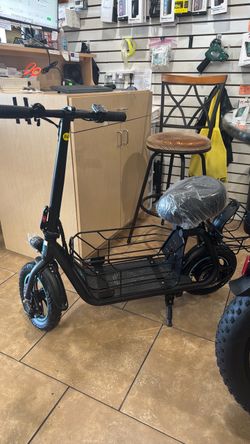 Gyroor c1 S electric scooter/ payment available/ warranty