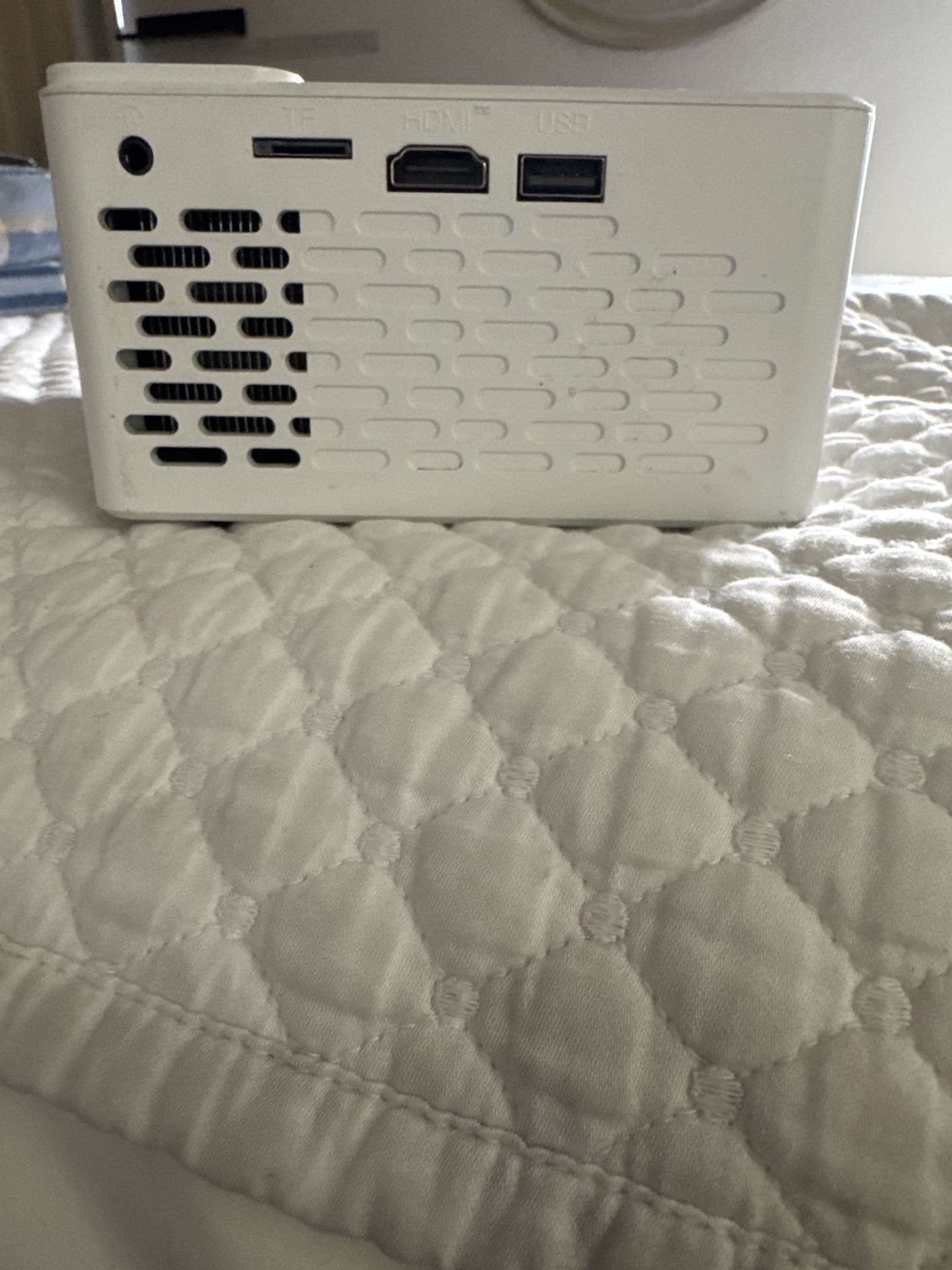 🔥 TMY Mini Projector – Big Screen. Small Price. Home Theater Ready. 🔥