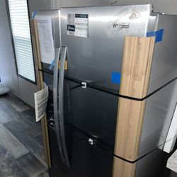  Whirlpool Refrigerator 