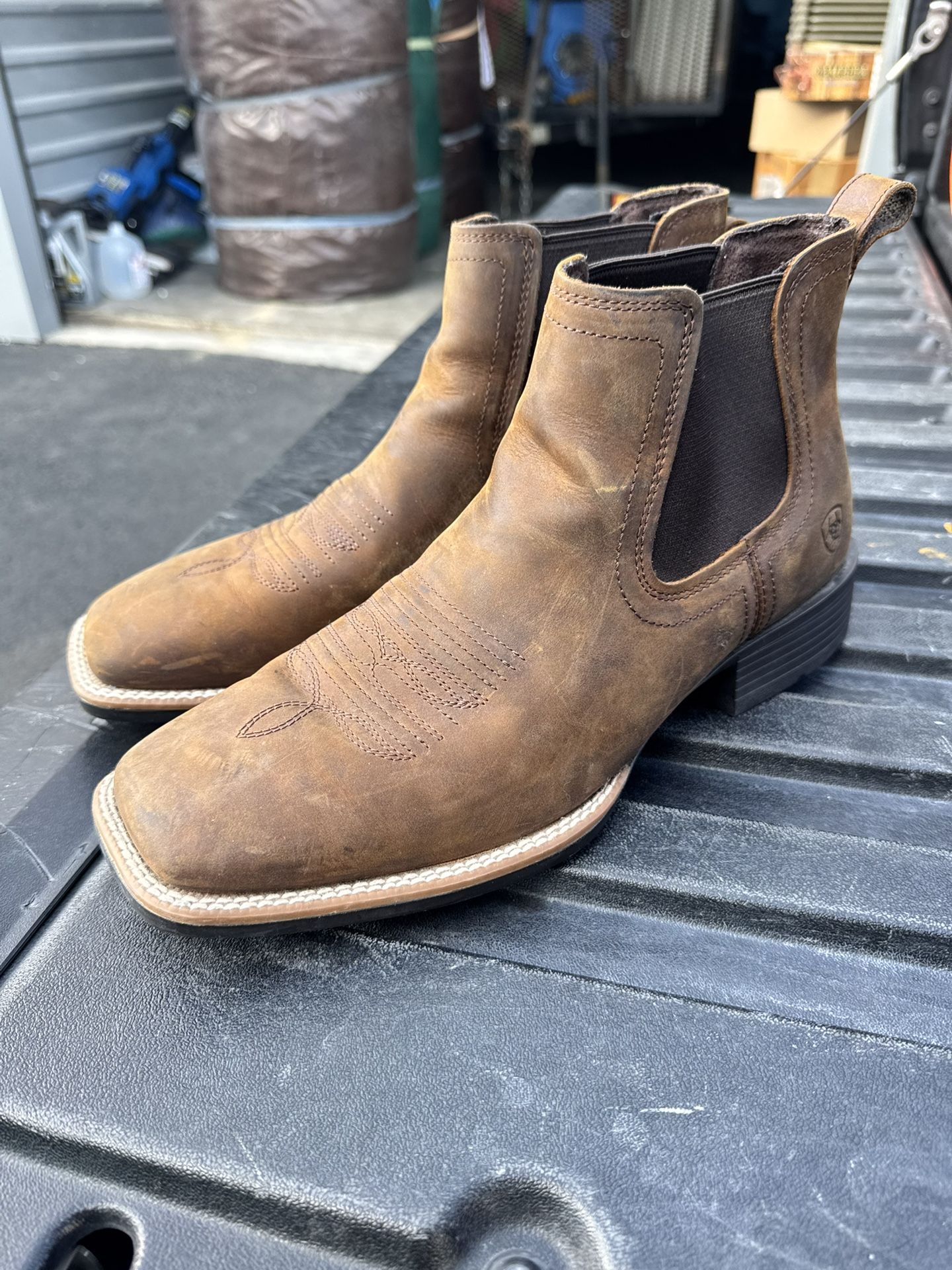 Mens Square Toe Boot