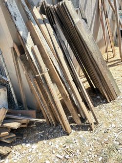 FREE WOOD LUMBER MADERA GRATIS MUST TAKE ALL