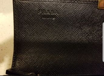 Prada Zip-Around Saffiano Leather Wallet Portafoglio Lampo (Black/Gold) for  Sale in Carrollton, TX - OfferUp