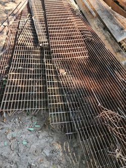 Steel grating