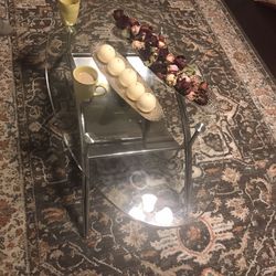 Coffee Table With Matching 2  Side Tables