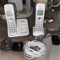 Panasonic DECT 6.0 Expandable Cordless Phone with Answering Machine and Smart Call Block
