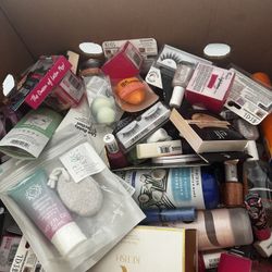 Bulk Makeup 63 Items 