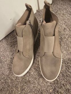 Wedge sneakers