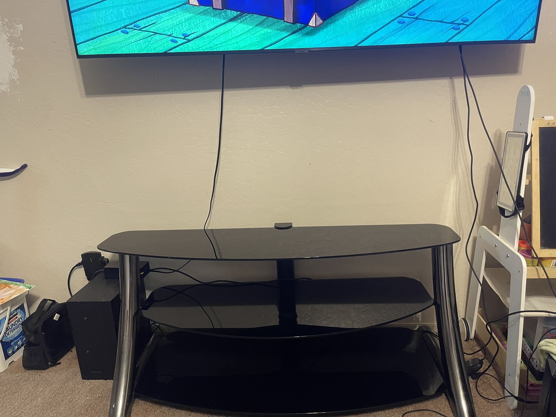 Entertainment Table