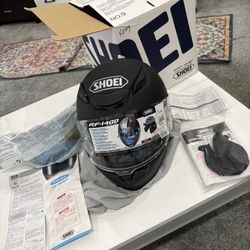 Shoei RF-1400 Helmet Matte Black XS w/ Extra Blue Visor