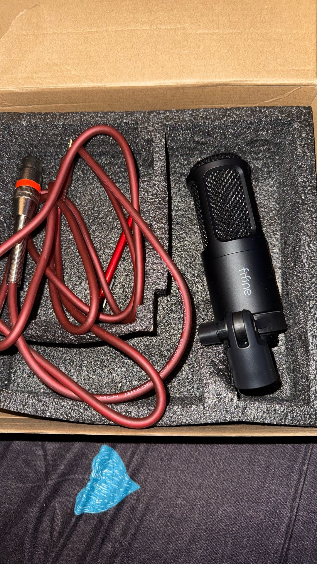 Brand New Fifine Xlr Microphone Comes With Chord