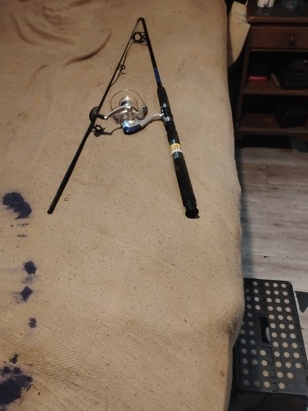 Shakespeare Fishing Pole 