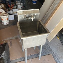 Commercial Stainless Steel Sink 