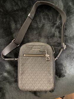 MICHAEL KORS MENS Varick Logo Flight Bag