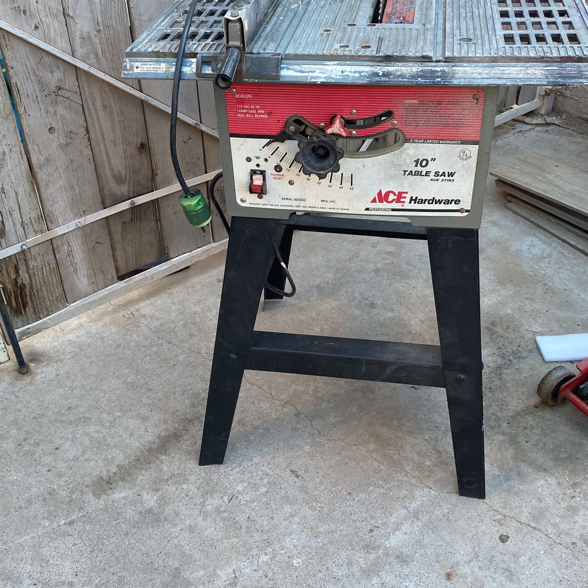 Table Saw