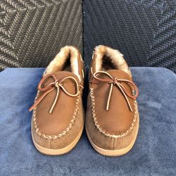 Hush Puppies Men’s Moccasins/ Slippers Size 9M
