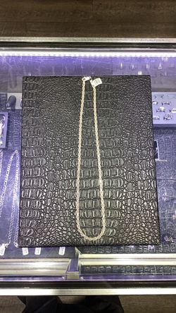 Silver rope chain