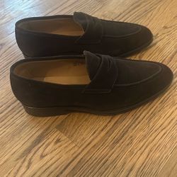 Men’s dress Shoes/loafers