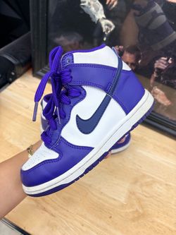Nike purple dunks