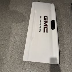 2026 GMC Tailgate 