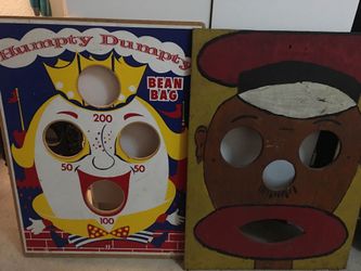 Folk art bean bag toss