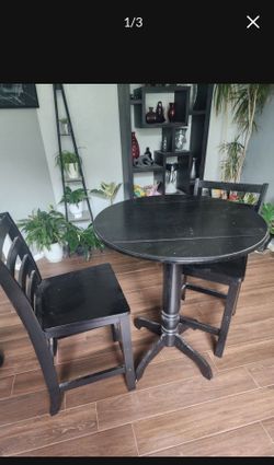 Black Round Pub Table with 2 Chairs