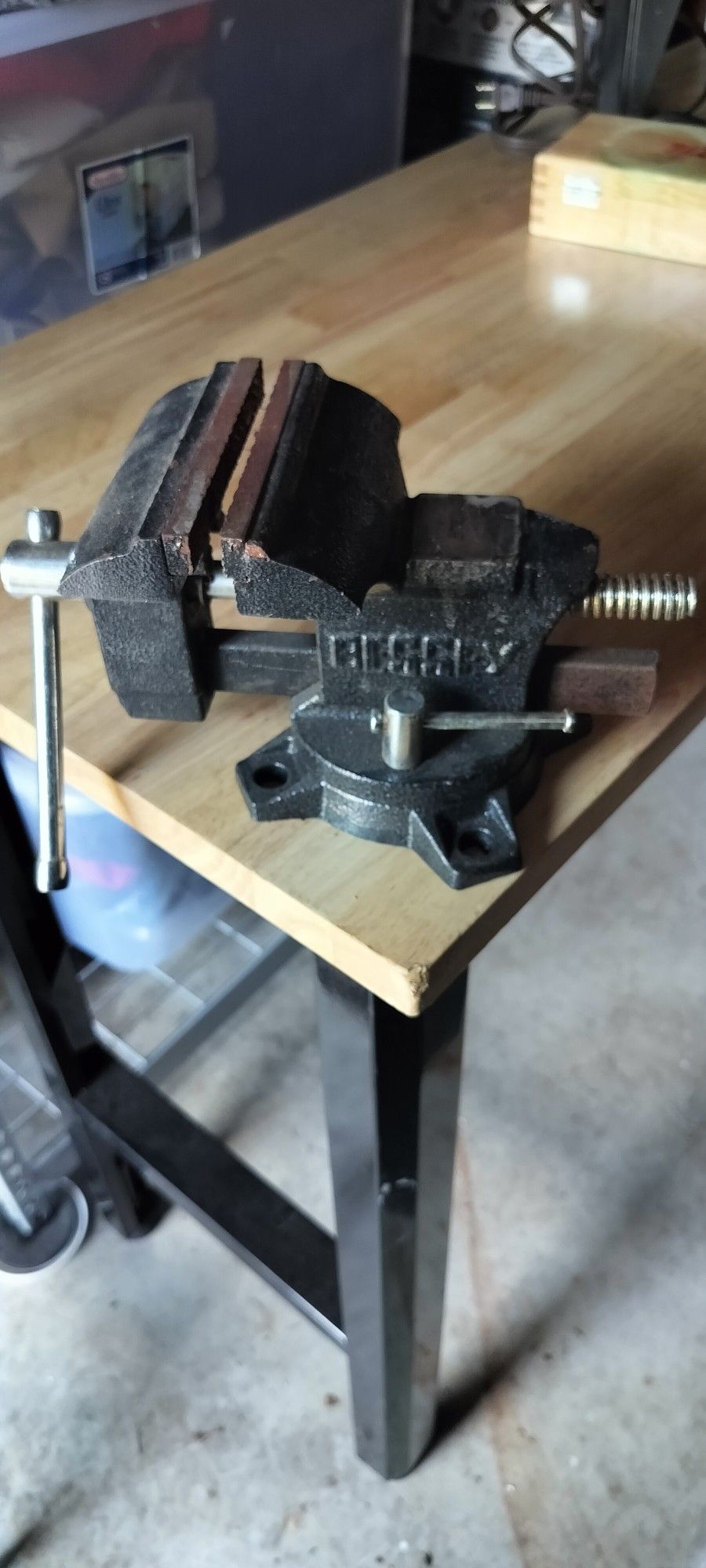 Bench Vise